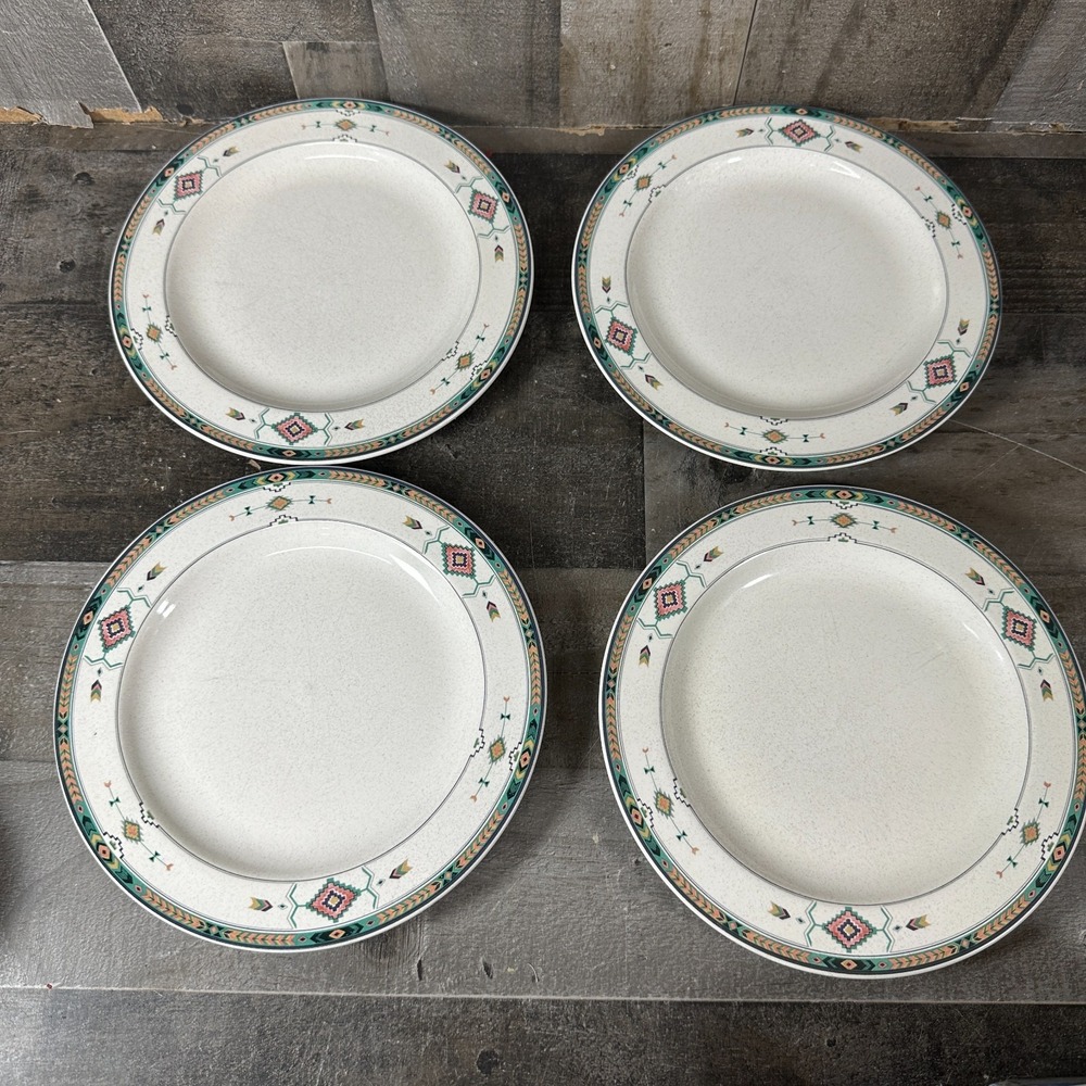 Set Of 4 Mikasa Studio Nova Adirondack Y2201 8 1/4" Salad/Dessert Plates